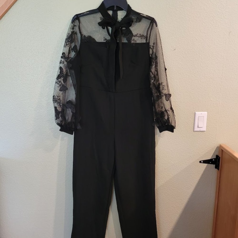 One piece jumpsuit, back zipper, neck tie